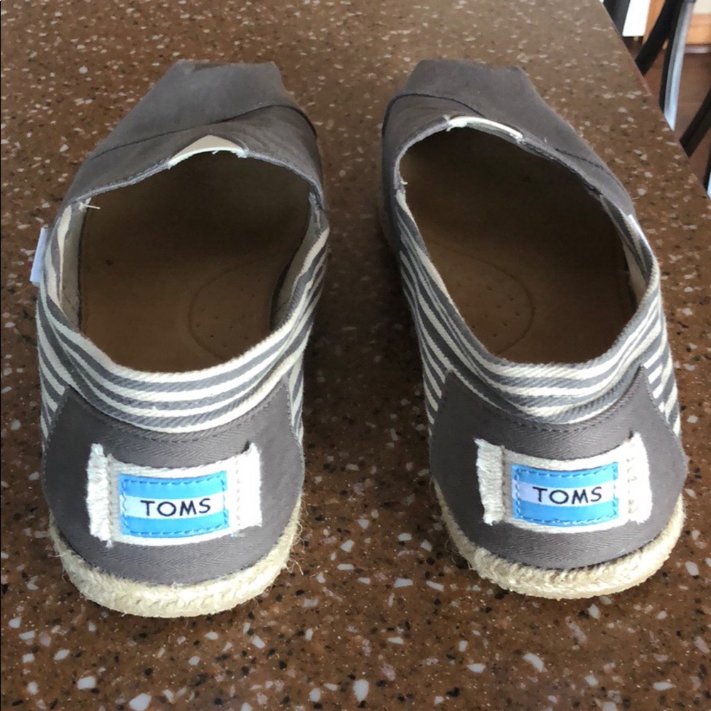 TOMS